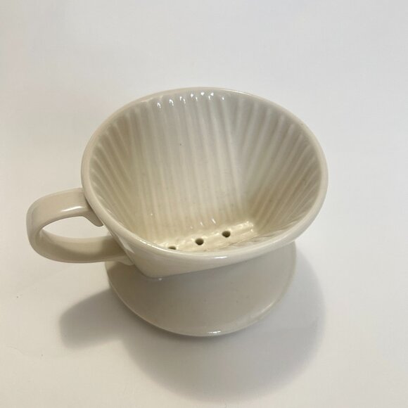 Kalita 101 Ceramic Pour Over Coffee Maker Dripper White 3-Hole 1-2 Cups - Picture 1 of 9